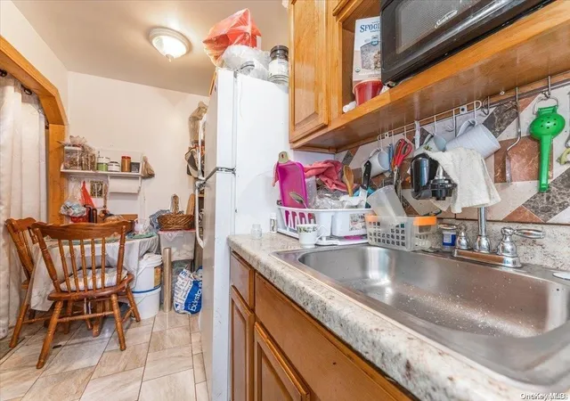 Photo 2 of Sale Pending at 132 25 Avery Ave, Flushing, NY 11355 | MLS# L3585563 | Listing updated on 2024-12-04