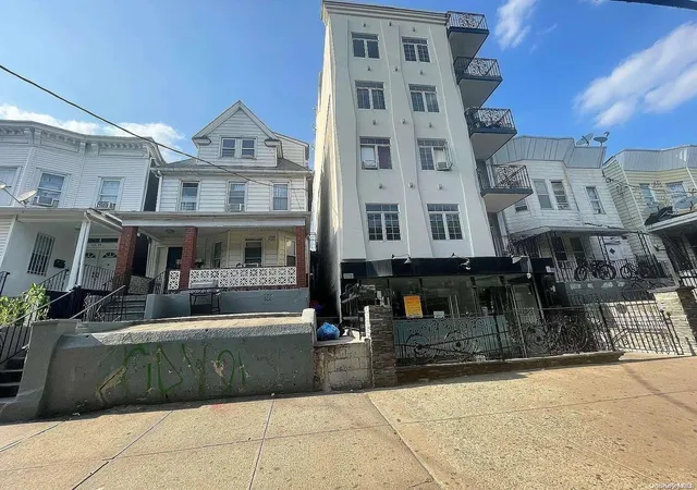 2nd image of 104 61 Roosevelt Ave, Corona, NY 11368 | MLS# L3586424