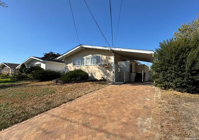 4th image of 1061 Northern Blvd, Hempstead, NY 11510 | MLS# L3586601