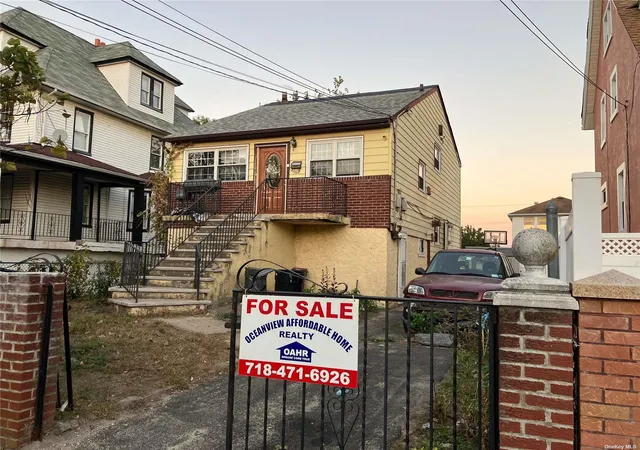 Photo 1 of Multi family home for sale at 560 Beach 68th St, Arverne, NY 11692 | MLS# L3586766 | Listing updated on 2026-01-03