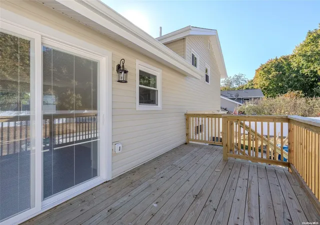 5th image of 7 Radburn Ln, Port Jefferson Station, NY 11776 | MLS# L3587258