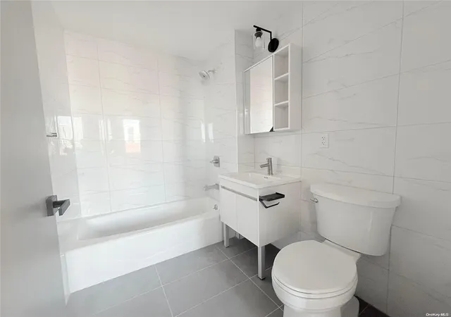 4th image of 163-07 72Nd Ave #5b, New York, NY 11365 | MLS# L3587940