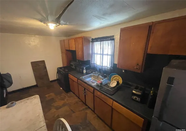 3rd image of 110-19 169Th St, Jamaica, NY 11433 | MLS# L3588278