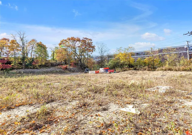 3rd image of Shore Rd, Glenwood Landing, NY 11547 | MLS# L3589953