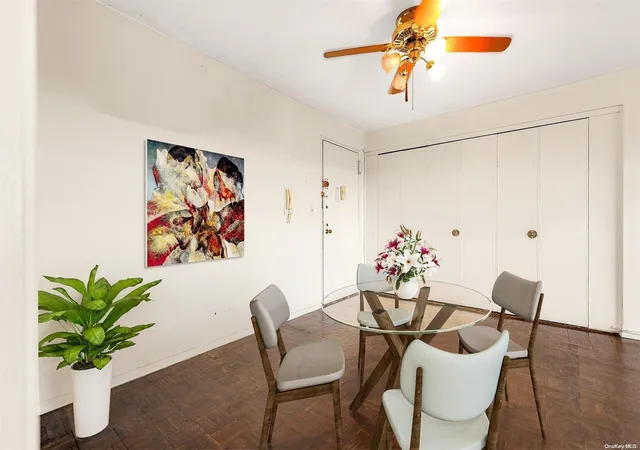 4th image of 111-20 73Rd Ave, New York City, NY 11375