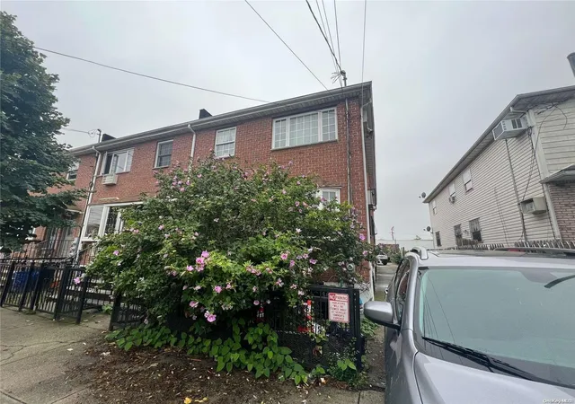 Single family home for sale at 864 Euclid Ave, Brooklyn, NY 11208 | MLS# L3591011 | Listing updated on 2024-11-25