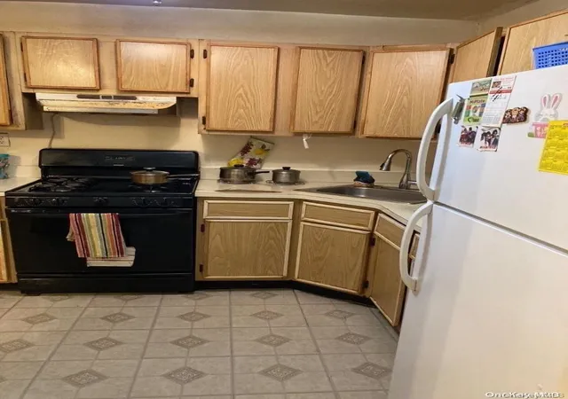 Photo 4 of House for sale at 37-55 88th Street, Jackson Heights, NY 11372 | MLS# L3591384 | Listing updated on 2026-01-05