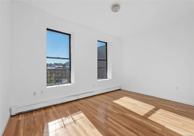 3rd image of 446 Chauncey St #446-4, Brooklyn, NY 11233 | MLS# L3591437
