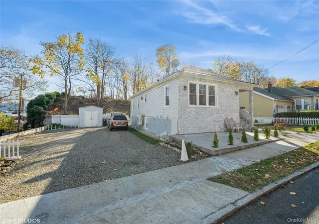 Homes for sale in Mount Vernon, NY | 15 Saint Pauls Pl, Mount Vernon, NY 10550 | MLS# 800952