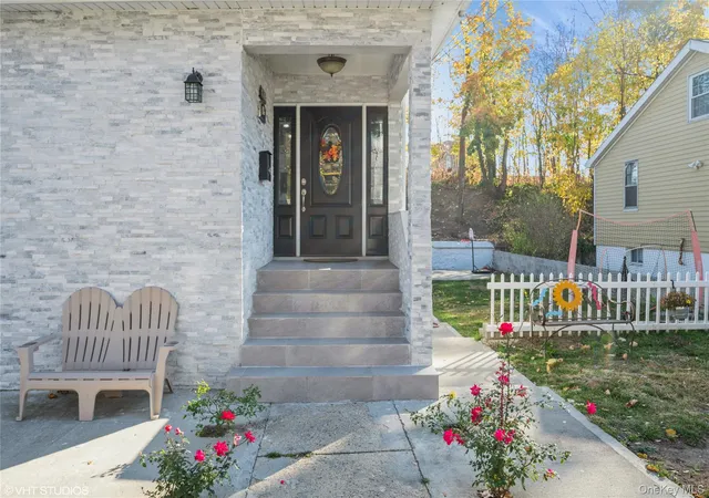 Homes for sale in Mount Vernon, NY | 15 Saint Pauls Pl, Mount Vernon, NY 10550 | MLS# 800952