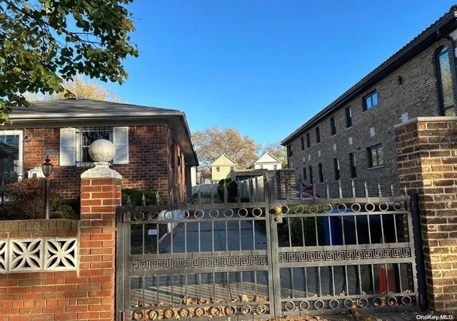 Photo 4 of Sale Pending at 131-21 133rd Street, South Ozone Park, NY 11420 | MLS# L3592112 | Listing updated on 2025-05-12