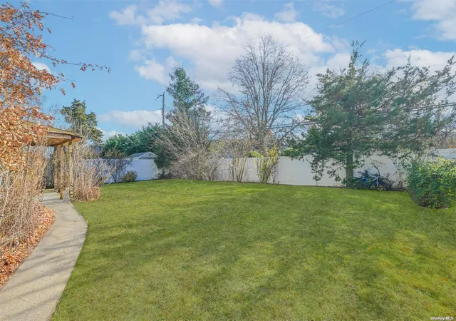 4th image of 2666 Lexington Ave, Hempstead, NY 11554 | MLS# L3592859