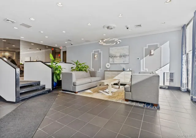 Homes for sale in White Plains, NY | 500 High Point Drive, White Plains, NY 10530 | Houzeo