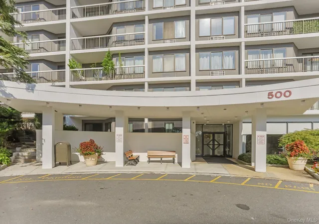 Homes for sale in White Plains, NY | 500 High Point Dr #709, White Plains, NY 10530 | MLS# 801519