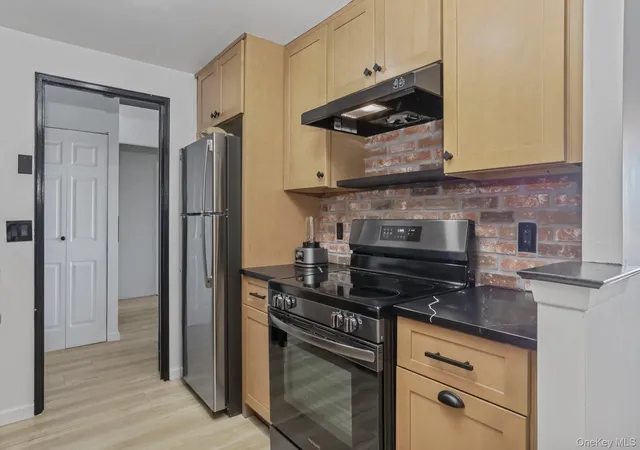 Homes for sale in White Plains, NY | 500 High Point Dr #709, White Plains, NY 10530 | MLS# 801519