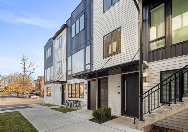 Listing Photo 4 - Condo for sale in building located at 6 Lanzut Ct, Ramapo, NY 10952 - Unit #214