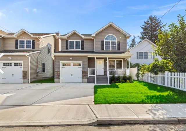 1st image of 85 Beechwood Ave, Hempstead, NY 11575 | MLS# L3593153