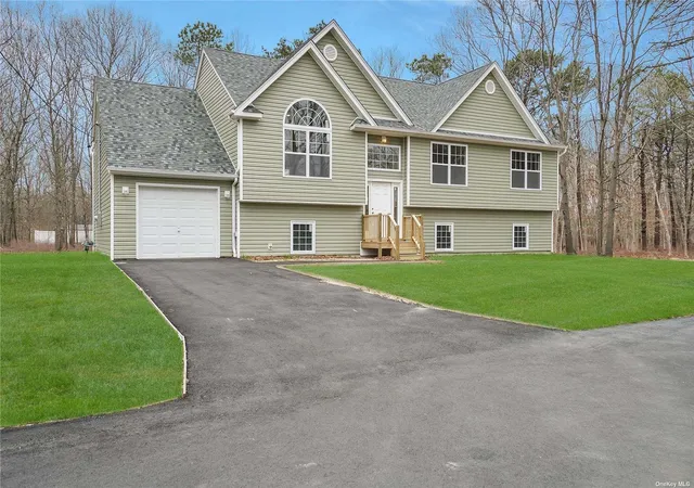 Photo 1 of Single family home for sale at Lot 4 Bunker Ln, Middle Island, NY 11953 | MLS# 1439487 | Listing updated on 2025-11-29