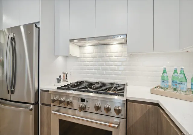 Photo 19 of Condo for sale at 218 Middle Neck Rd #110, North Hempstead, NY 11021 | MLS# L3593554 | Listing updated on 2026-09-27