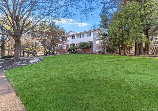 Photo 3 of Sale Pending at 25 Smolley Dr, Monsey, NY 10952 | MLS# 802382 | Listing updated on 2026-03-17
