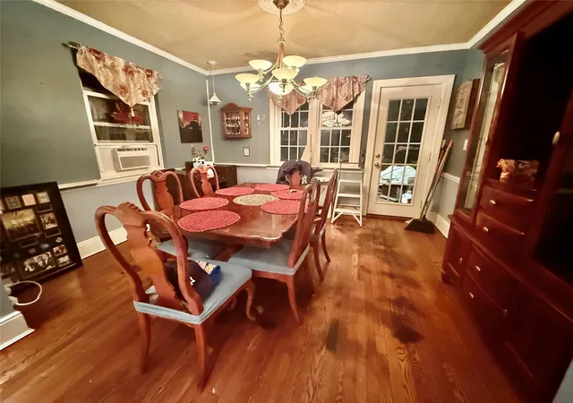 2nd image of 1874 Rockville Dr, Hempstead, NY 11510 | MLS# 802949