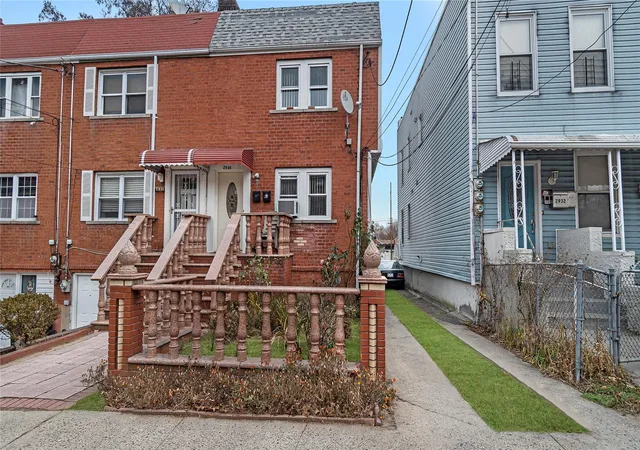 Photo 1 of Sale Pending at 2934 Throop Ave, Bronx, NY 10469 | MLS# 803643 | Listing updated on 2026-01-12