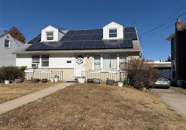 1st image of 23 Marlow Rd, Valley Stream, NY 11580 | MLS# 803666