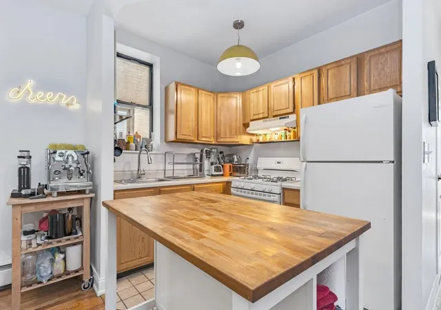 Photo 1 of Sale Pending at 242 W 112th Street #3BC, New York, NY 10026 | MLS# 803681 | Listing updated on 2025-04-11