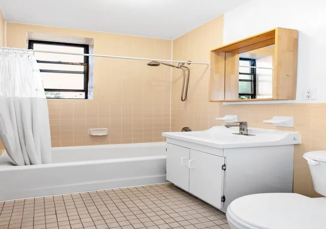 Photo 3 of Sale Pending at 242 W 112th Street #3BC, New York, NY 10026 | MLS# 803681 | Listing updated on 2025-04-11