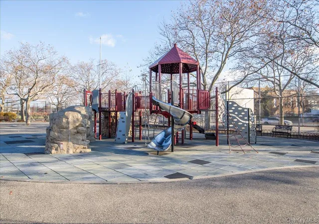 Photo 3 of Sale Pending at 139 16 219th, Laurelton, NY 11413 | MLS# 804137 | Listing updated on 2026-07-19