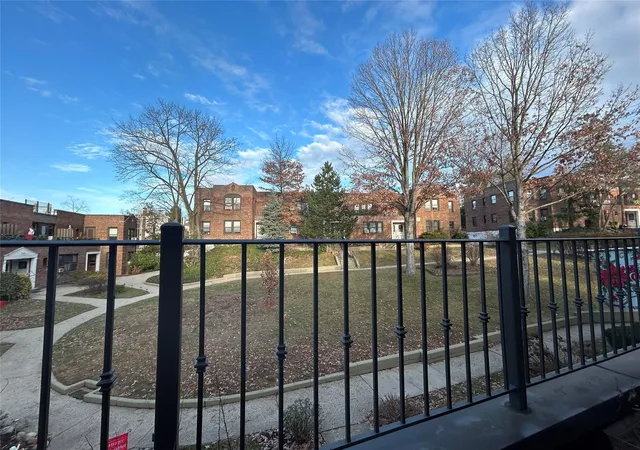 10th image of 4001 Little Neck Parkway #31B, Little Neck, NY 11363 | MLS# 806709