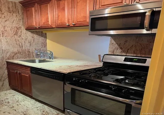 Homes for sale in New York, NY | 4140 Union St #18J, New York, NY 11355 | MLS# 807069