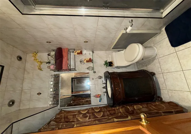 Photo 4 of Sale Pending at 541 East 54th St, Brooklyn, NY 11203 | MLS# 807781 | Listing updated on 2025-10-27