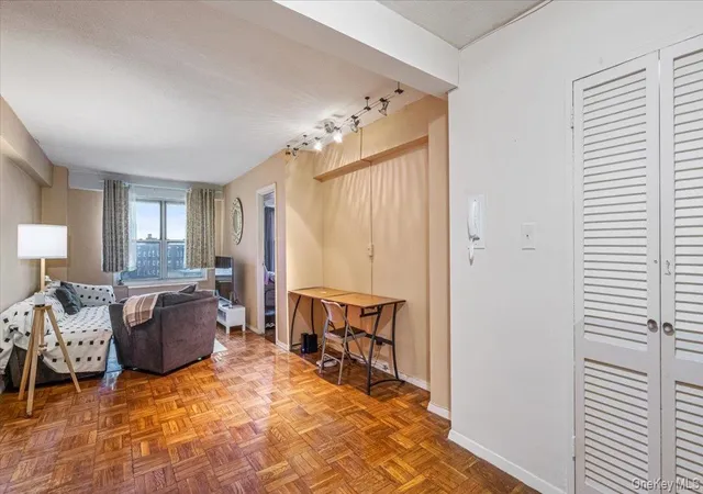 5th image of 107-40 Queens Blvd #7G, Forest Hills, NY 11375 | MLS# 809860
