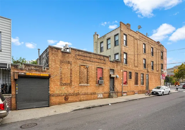 Photo 3 of Sale Pending at 55 01 Metropolitan, Ridgewood, NY 11385 | MLS# 810107 | Listing updated on 2025-04-11