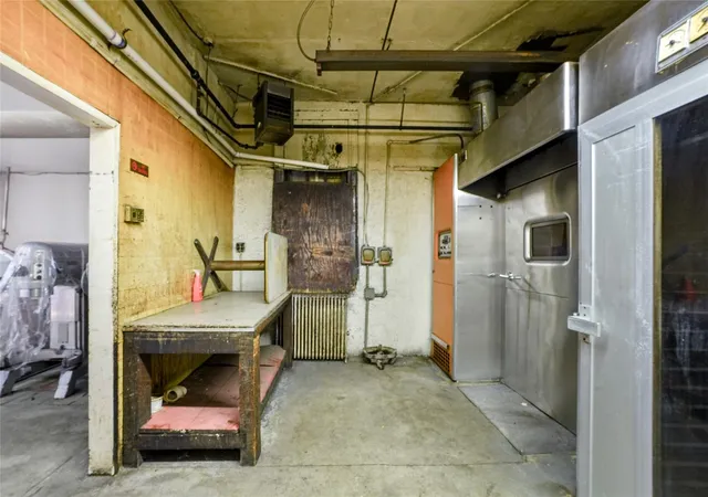 Photo 4 of Sale Pending at 55-01 Metropolitan, Ridgewood, NY 11385 | MLS# 810107 | Listing updated on 2025-04-11