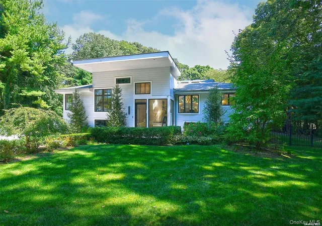Photo 1 of Sale Pending at 17 Beaumont Dr, Melville, NY 11747 | MLS# 811189 | Listing updated on 2026-03-14