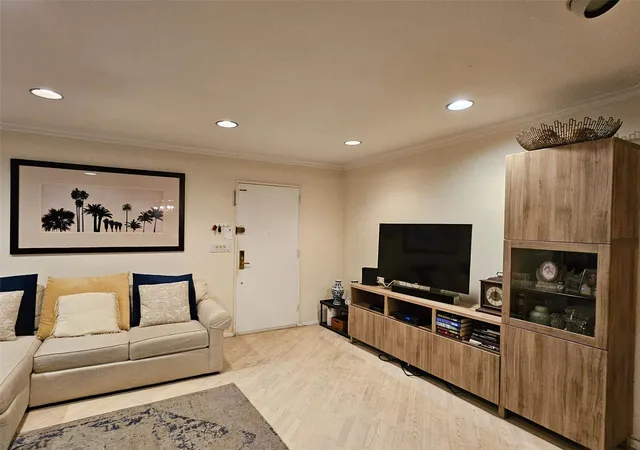 2nd image of 61 26 245th Pl #F-2, Little Neck, NY 11362 | MLS# 811278