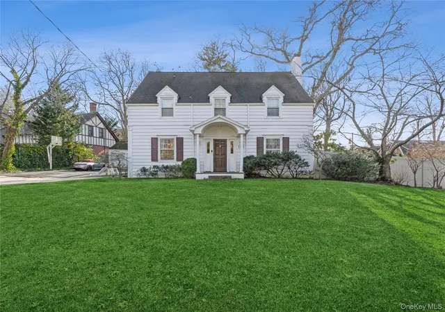 Photo 2 of Single family home for sale at 180 Longwood Xing, Lawrence, NY 11559 | MLS# 811761 | Listing updated on 2026-08-18