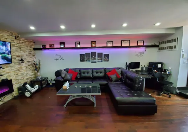 2nd image of 83 20 141st #1, New York, NY 11435 | MLS# 817027