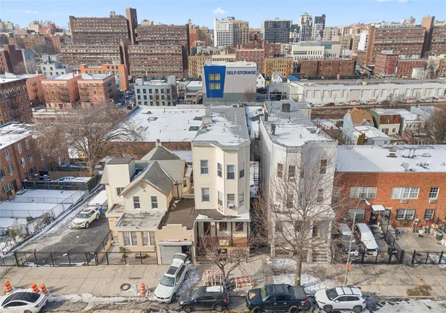 Photo 2 of Sale Pending at 2039 Washington Ave, Bronx, NY 10457 | MLS# 817114 | Listing updated on 2025-05-28