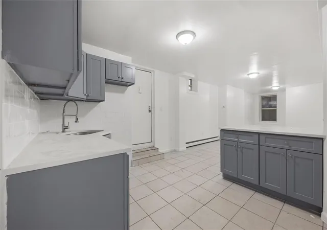 Listing Photo 4 - Condo for sale in building located at 2039 Washington Ave, Bronx, NY 10457