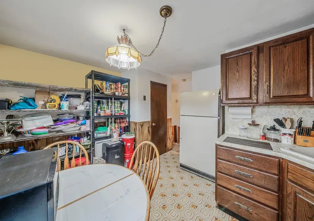 18th image of 215 Eastwood Ave, Deer Park, NY 11729 | MLS# 817371