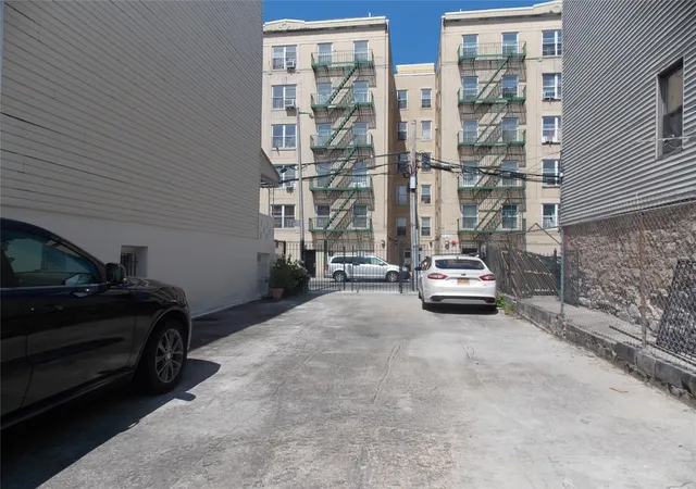 Photo 1 of Sale Pending at 770 Jackson Ave, Bronx, NY 10456 | MLS# 817499 | Listing updated on 2025-08-22