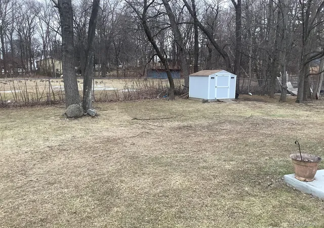 4th image of 97 E Eckerson Rd, Spring Valley, NY 10977 | MLS# 817911