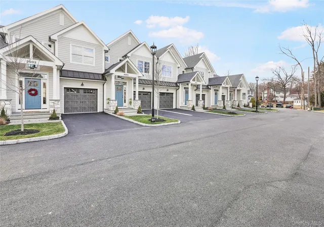 Condo for sale at 2040 Crompond Rd #22, Yorktown Heights, NY 10598 | MLS# 818100 | Listing updated on 2026-04-28
