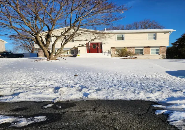 Photo 4 of Sale Pending at 16 Lamborn Ave, Congers, NY 10920 | MLS# 818773 | Listing updated on 2026-04-17