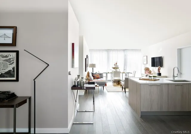 3rd image of 131-01 40 Rd #17S, Flushing, NY 11354 | MLS# 818804