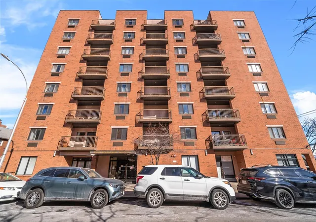 Condo for sale at 1600 Parkview Ave #7C, Bronx, NY 10461 | MLS# 818808 | Listing updated on 2025-07-01