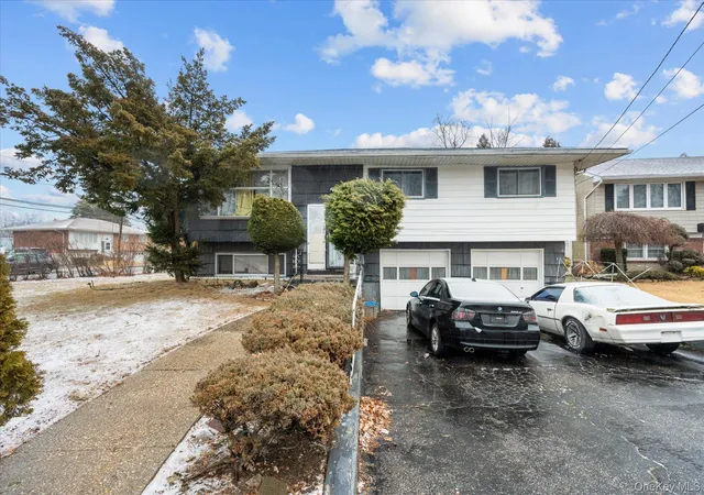 1st image of 975 Little Neck Ave, Hempstead, NY 11710 | MLS# 819073